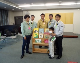 DSC04115-s.jpg